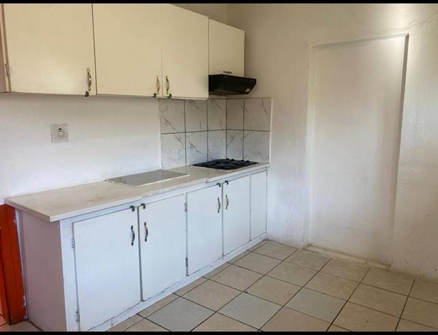 13 BEDROOM HOUSE FOR SALE IN MADEIRA PARK